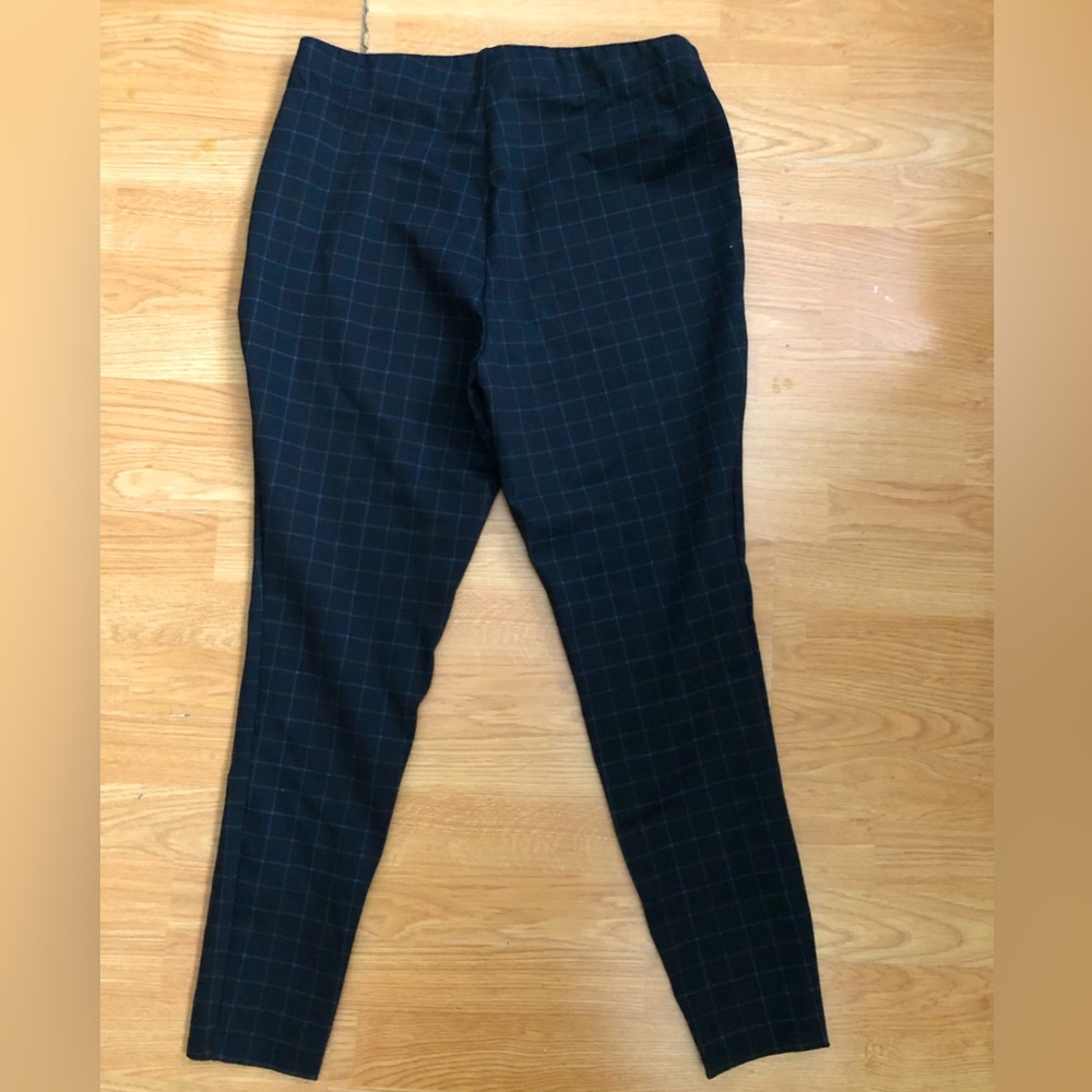 Max Studio Pull on Dress Pants